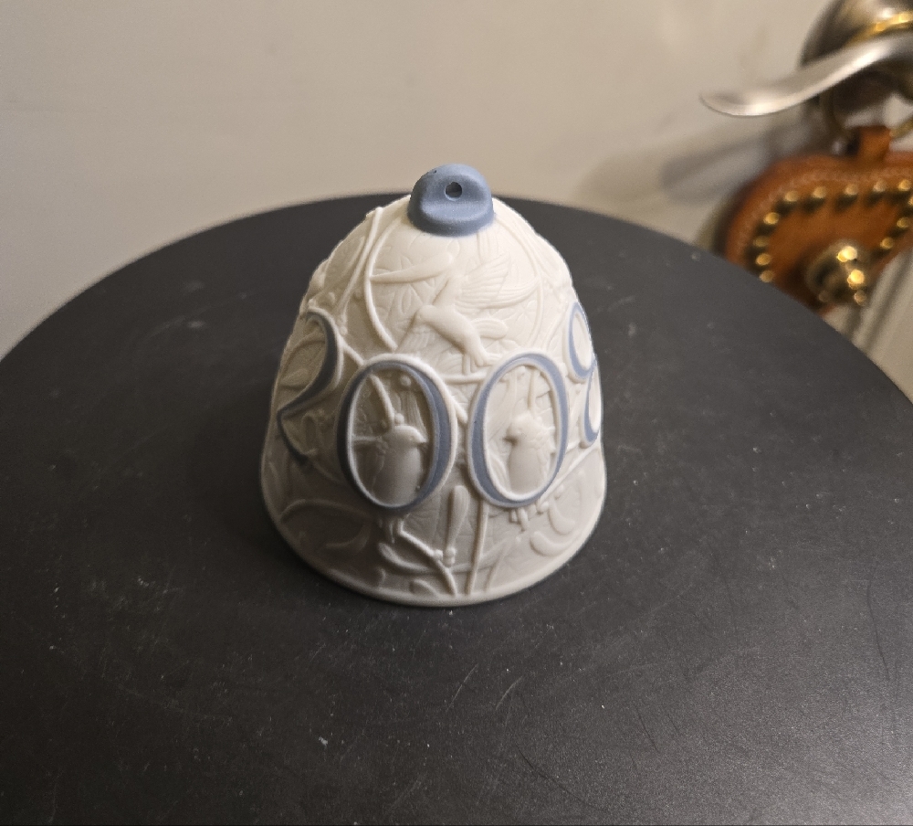 Lladro 2008 Porcelain White Bell Ornament